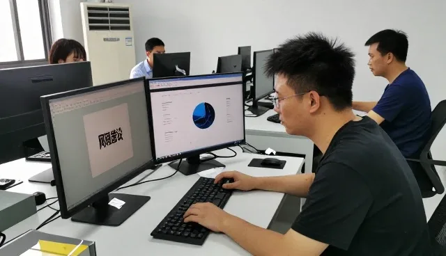 宁陵县拾里网络科技有限公司推动网络推广向智能化方向发展